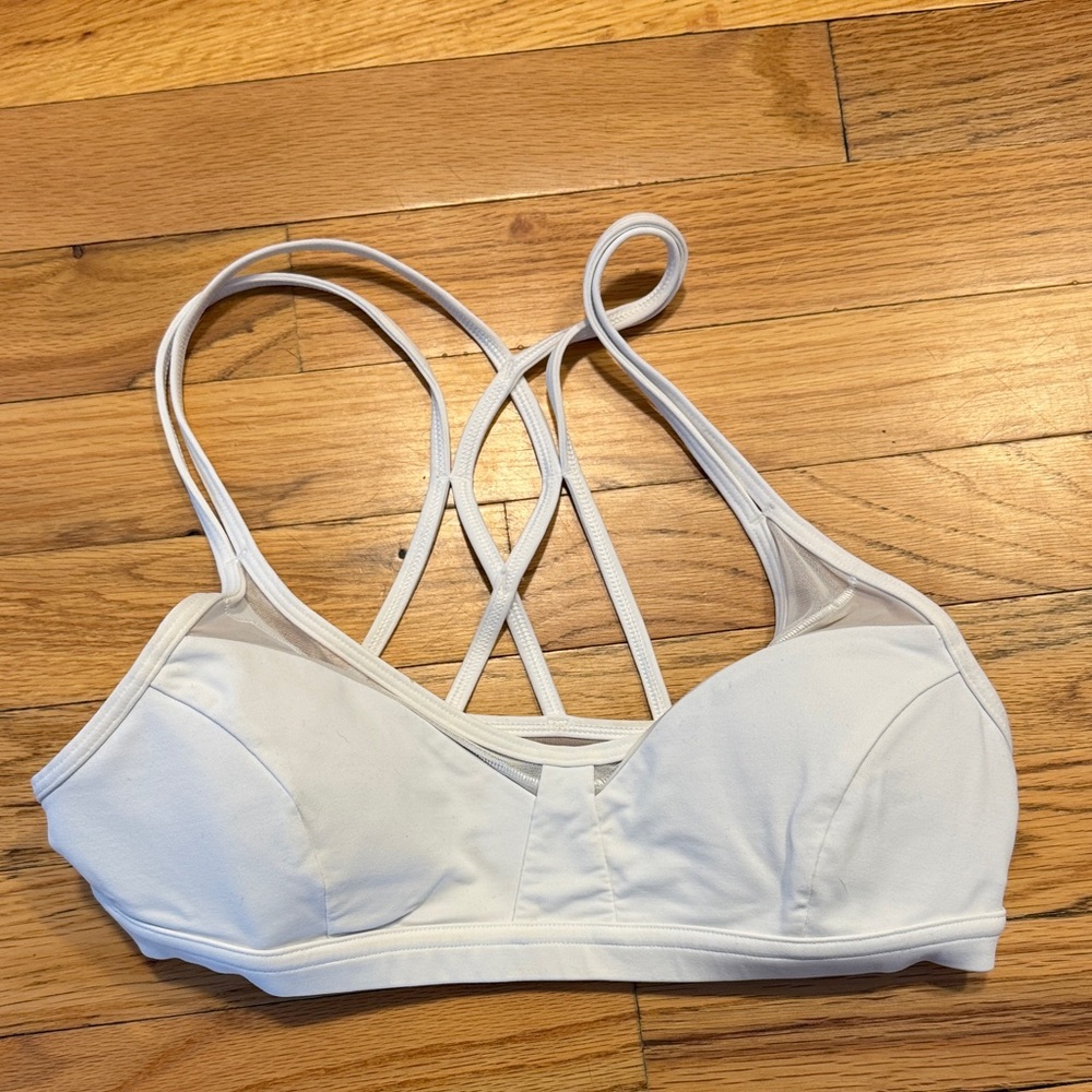 Lululemon sz 6 White Strappy Bralette